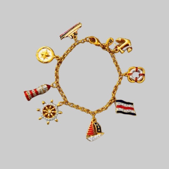 Vintage Danbury Mint Nautical Goldton Enamel Crystal Bracelet 8 Charms - Picture 2 of 6